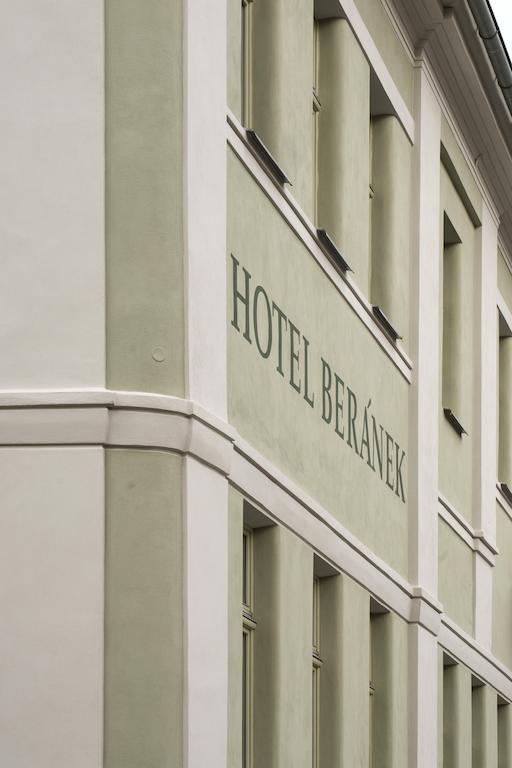Hotel Beranek Blatná Extérieur photo